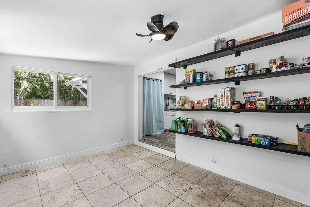 512 36th Street West Palm Beach FL 33407
