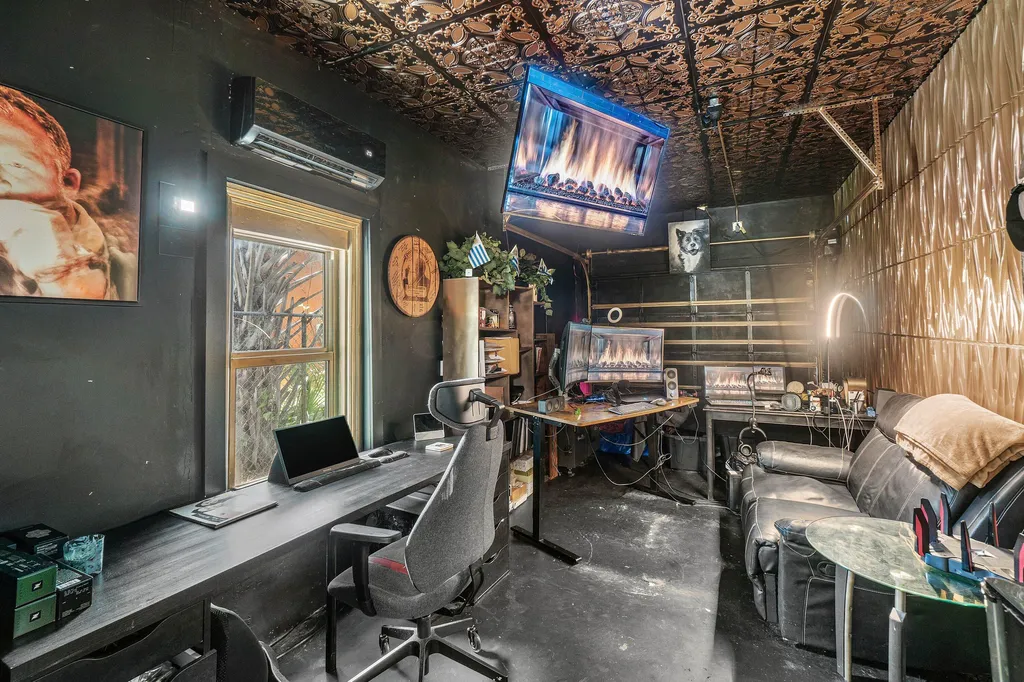 512 36th Street West Palm Beach FL 33407