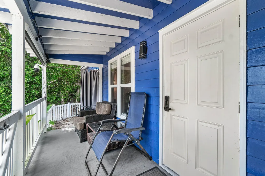 512 36th Street West Palm Beach FL 33407