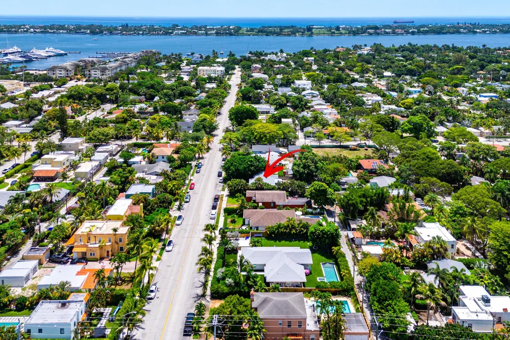 512 36th Street West Palm Beach FL 33407