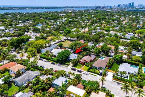 512 36th Street West Palm Beach FL 33407