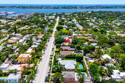512 36th Street West Palm Beach FL 33407