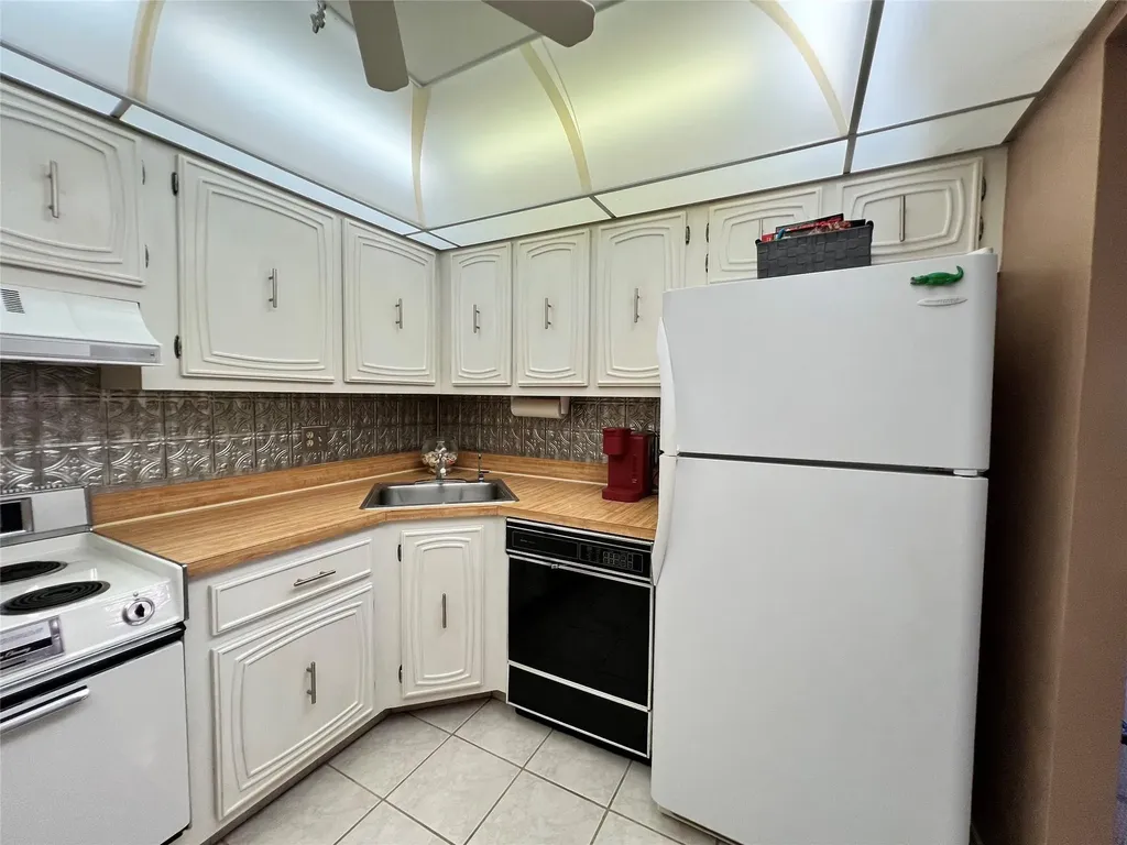 101 Briny Avenue Pompano Beach FL 33062