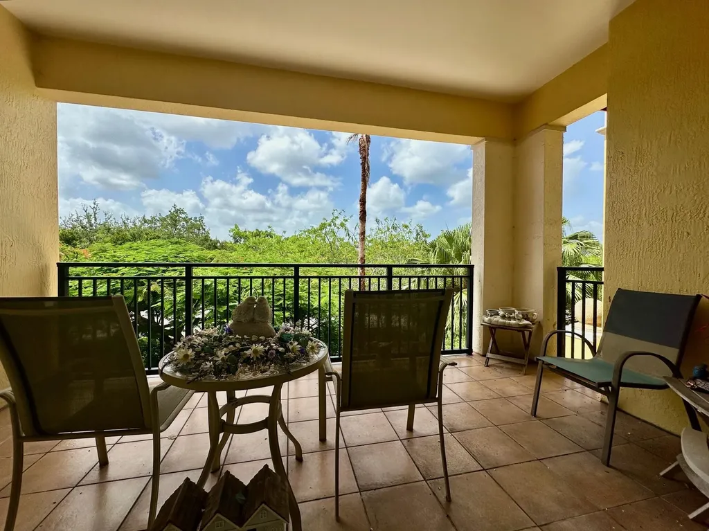 16100 Emerald Estates Drive Weston FL 33331