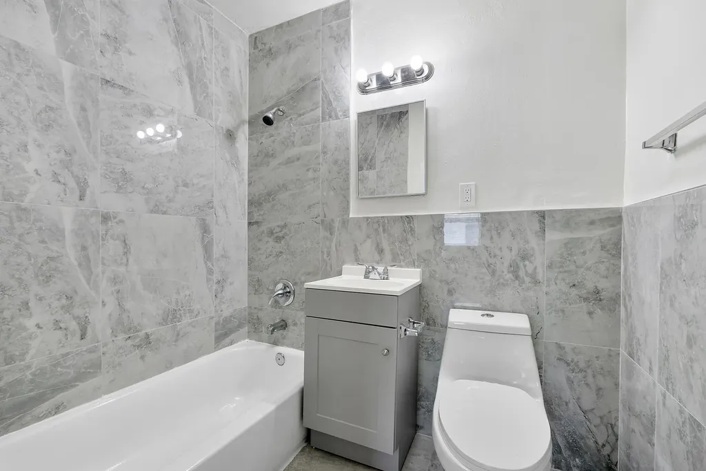 515 NE 150th Street Miami FL 33161