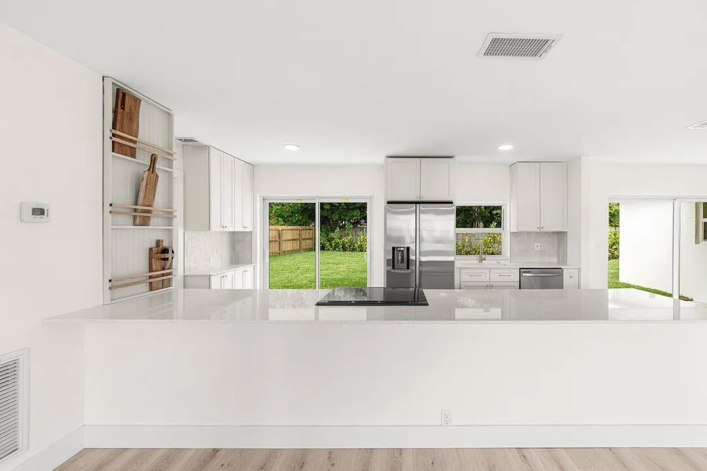 2433 Palm Road West Palm Beach FL 33406