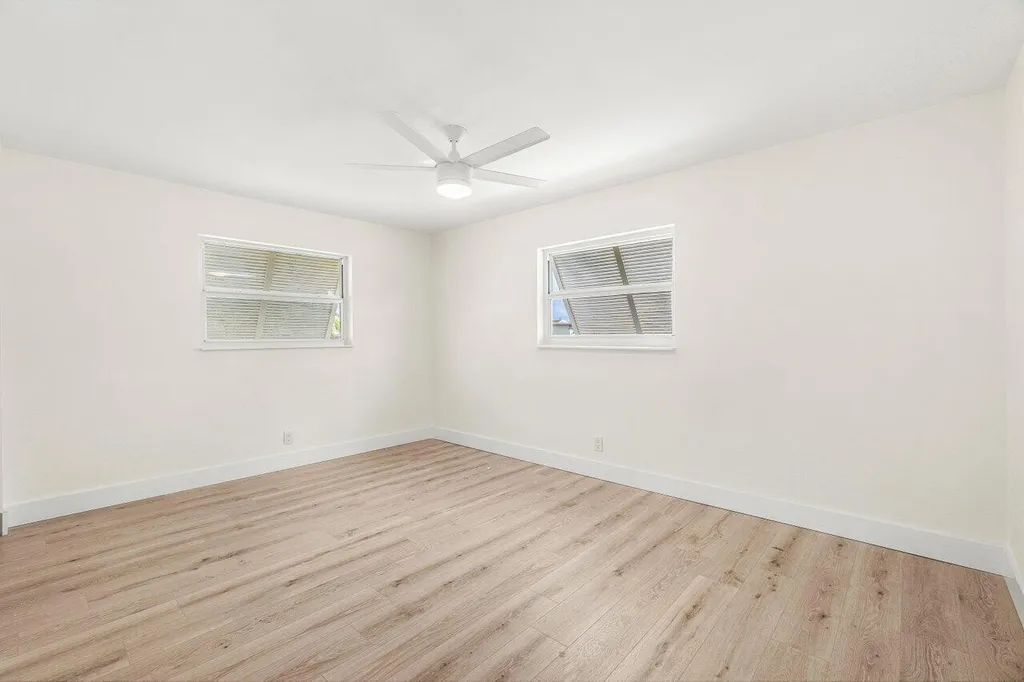 2433 Palm Road West Palm Beach FL 33406