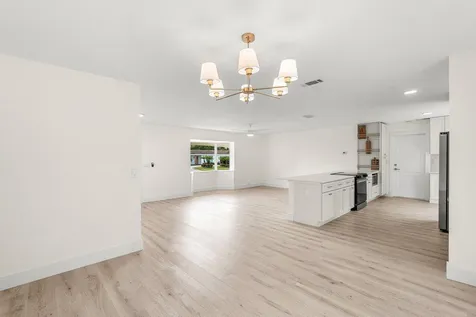 2433 Palm Road West Palm Beach FL 33406