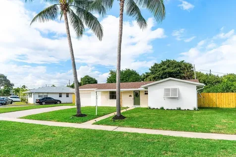 2433 Palm Road West Palm Beach FL 33406