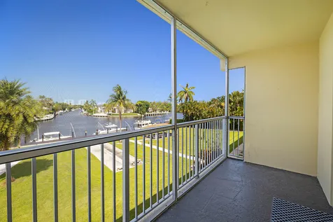 230 N Federal Highway Deerfield Beach FL 33441
