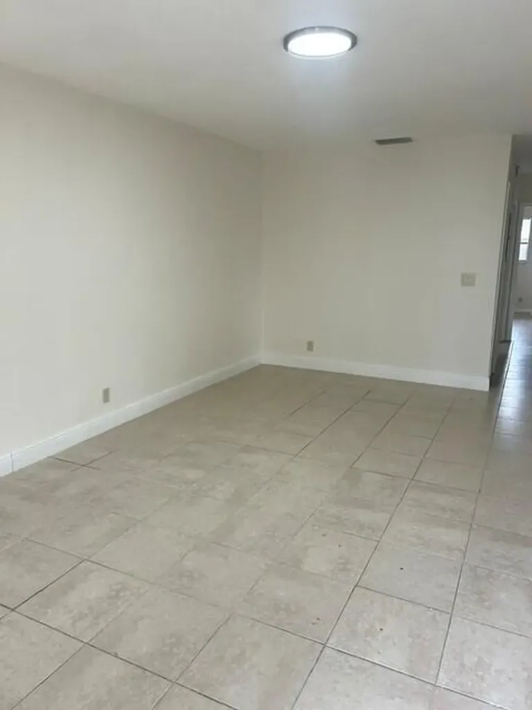 7801 NW 35th Court Coral Springs FL 33065
