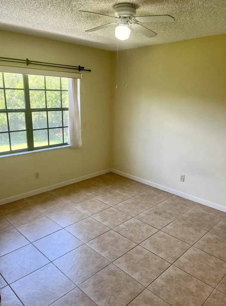 2470 SE Garden Terrace Port St Lucie FL 34952