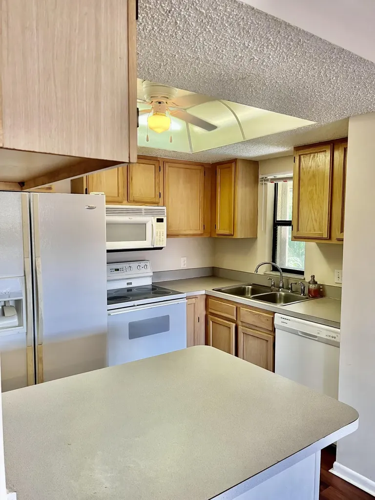 2470 SE Garden Terrace Port St Lucie FL 34952