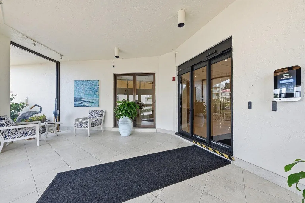 5420 N Ocean Drive West Palm Beach FL 33404