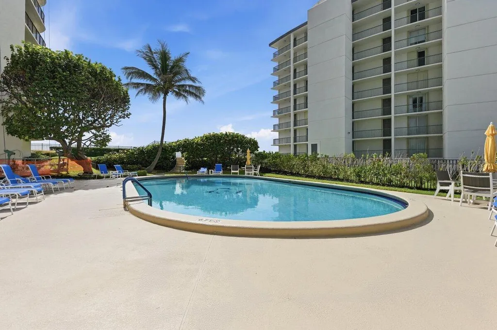 5420 N Ocean Drive West Palm Beach FL 33404
