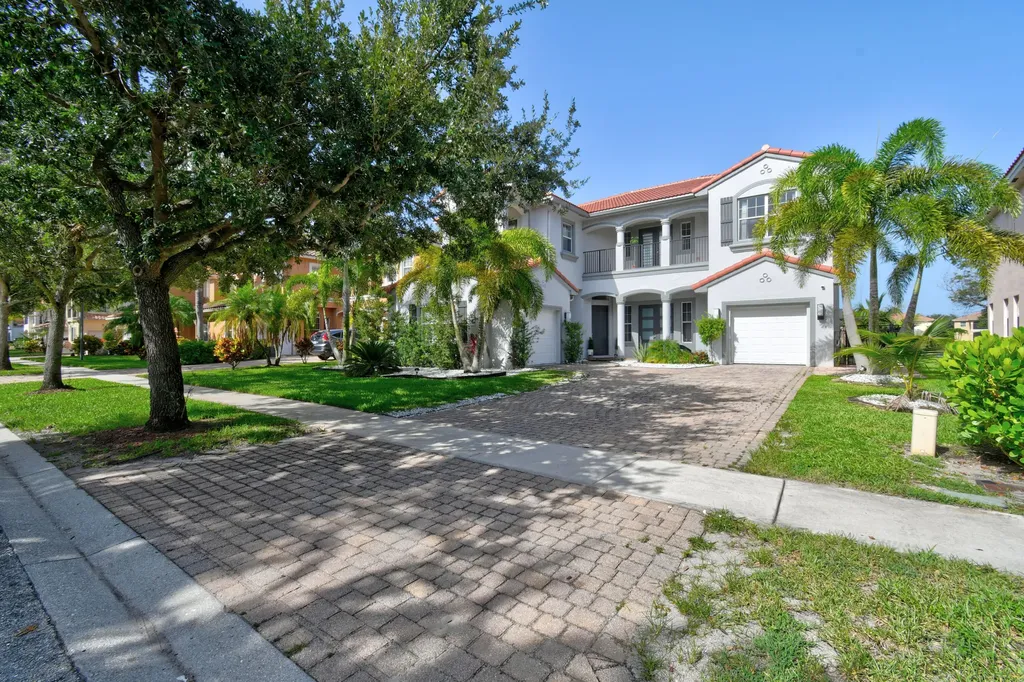 700 Cresta Circle West Palm Beach FL 33413