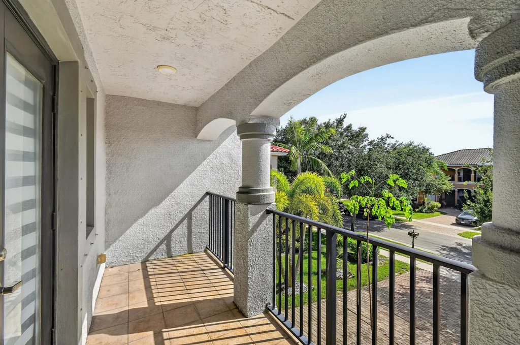 700 Cresta Circle West Palm Beach FL 33413