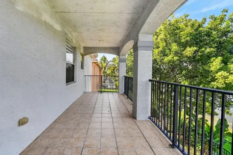 700 Cresta Circle West Palm Beach FL 33413