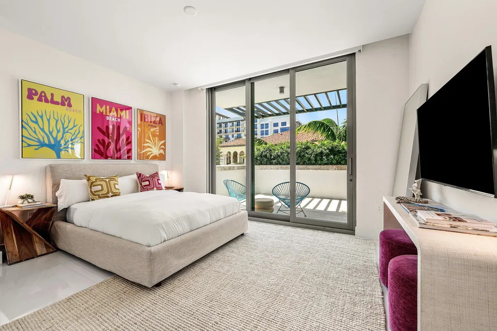 475 E Royal Palm Road Boca Raton FL 33432