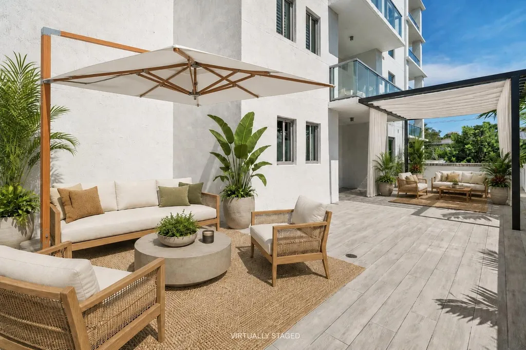 475 E Royal Palm Road Boca Raton FL 33432