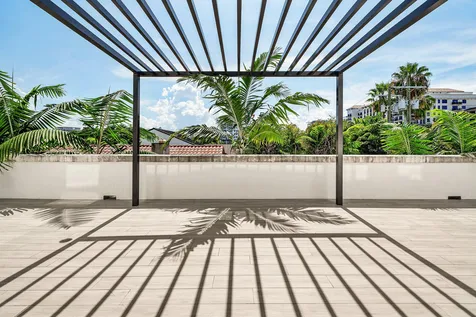 475 E Royal Palm Road Boca Raton FL 33432