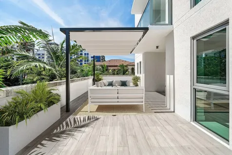 475 E Royal Palm Road Boca Raton FL 33432