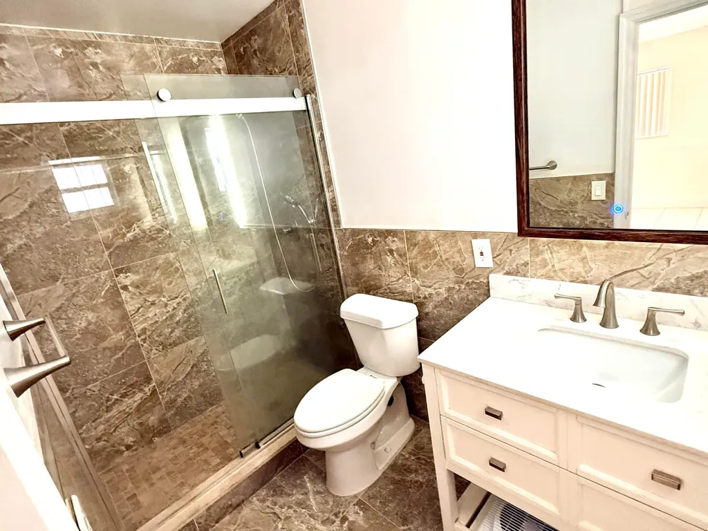 118 SE 10th Court Deerfield Beach FL 33441