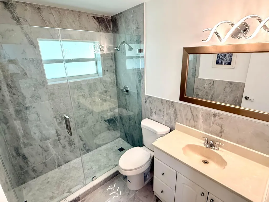 118 SE 10th Court Deerfield Beach FL 33441