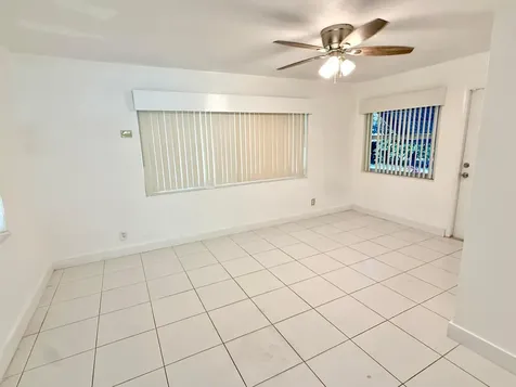 118 SE 10th Court Deerfield Beach FL 33441