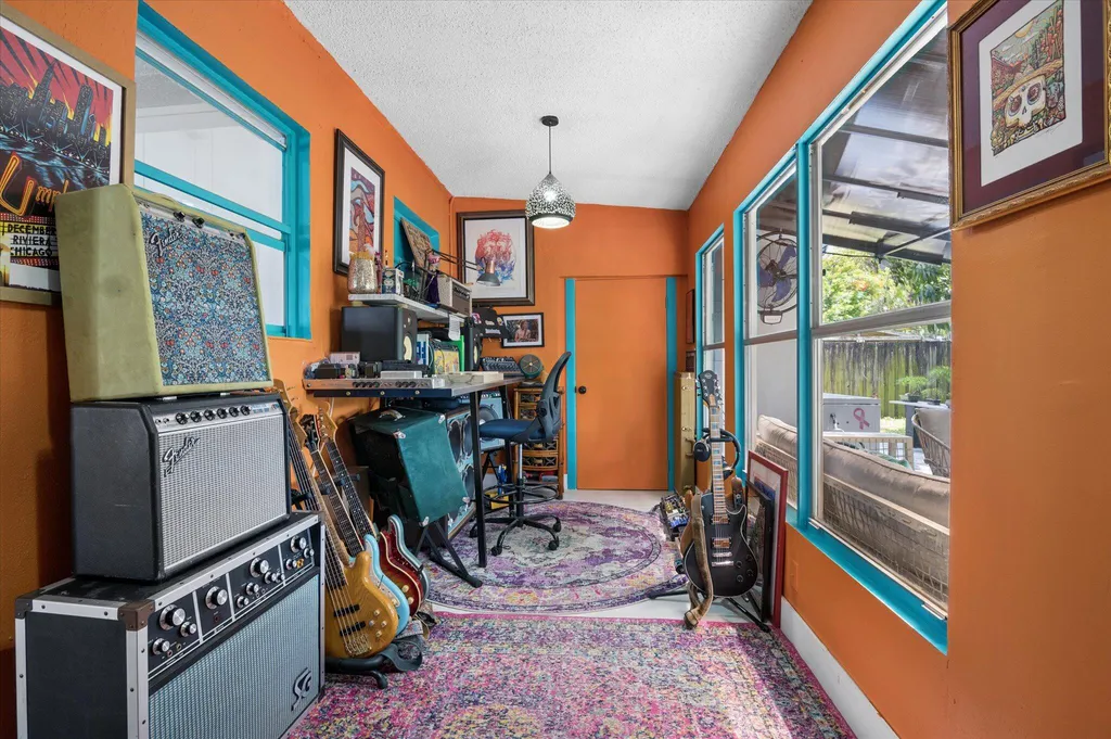 511 Carolina Avenue Fort Lauderdale FL 33312