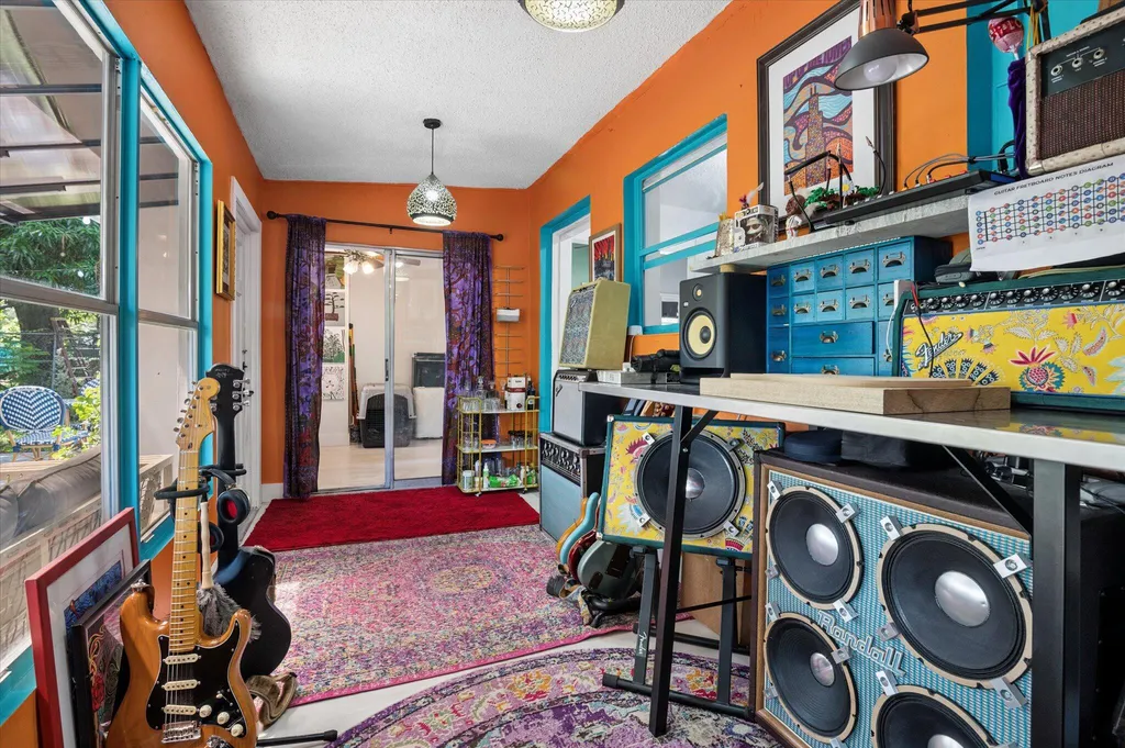 511 Carolina Avenue Fort Lauderdale FL 33312