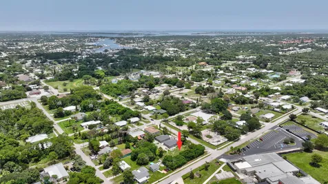 5684 SE 45th Avenue SE Stuart FL 34997