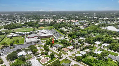 5684 SE 45th Avenue SE Stuart FL 34997