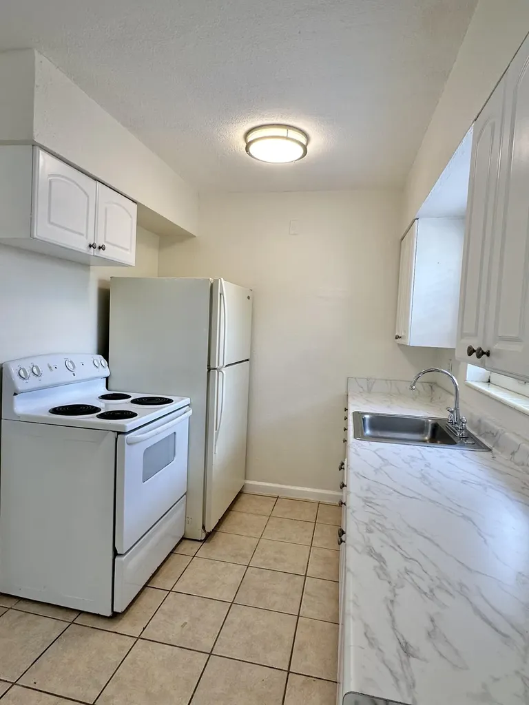 1409 NW 2nd Avenue Fort Lauderdale FL 33311