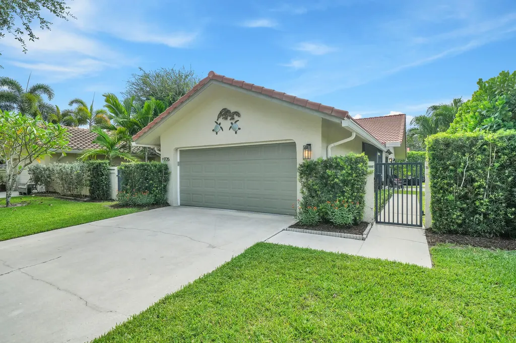 1725 NW 22nd Avenue Delray Beach FL 33445