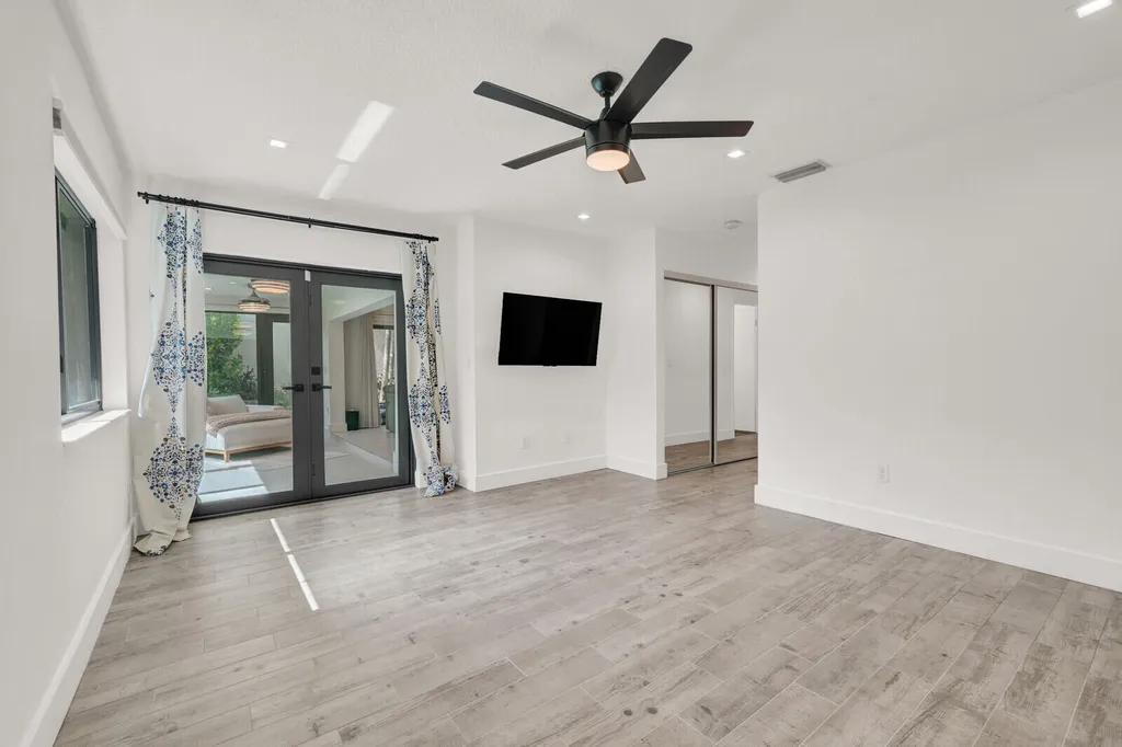 1725 NW 22nd Avenue Delray Beach FL 33445