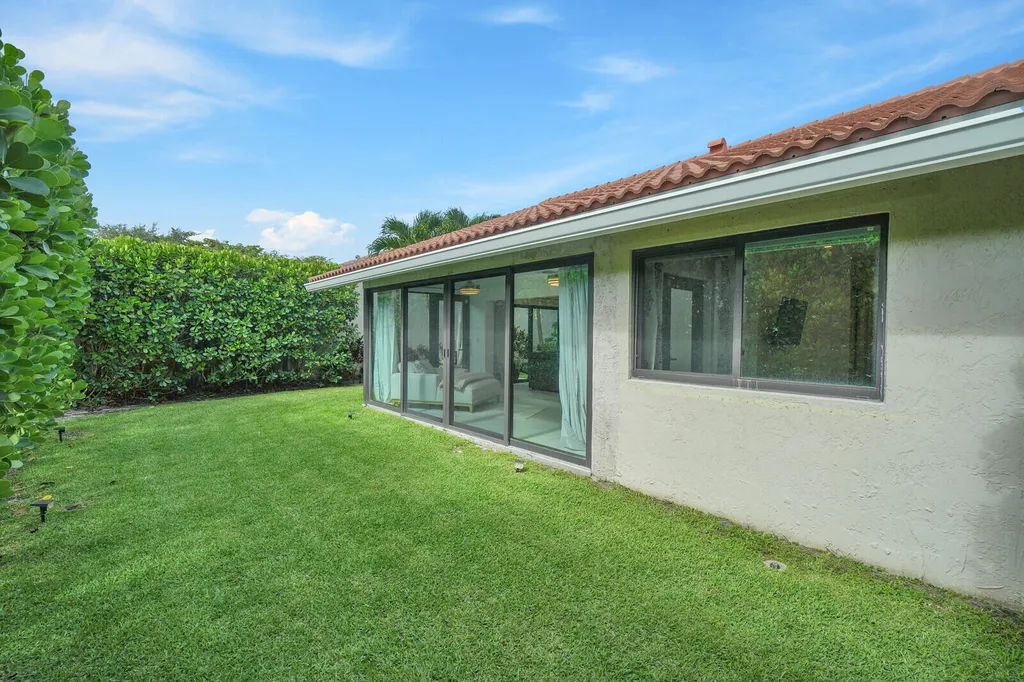 1725 NW 22nd Avenue Delray Beach FL 33445