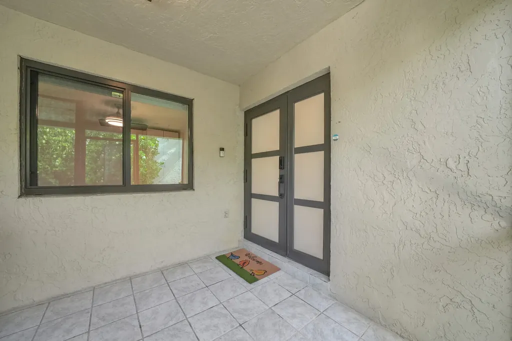 1725 NW 22nd Avenue Delray Beach FL 33445