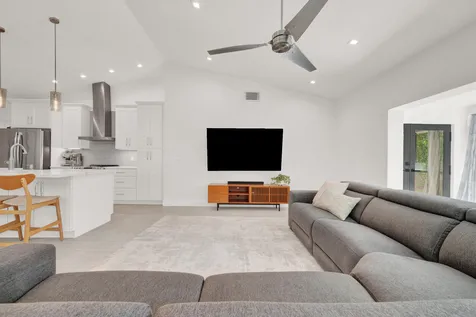1725 NW 22nd Avenue Delray Beach FL 33445