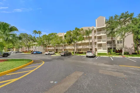 9580 Weldon Circle Tamarac FL 33321