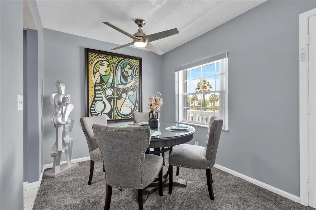 10000 Meridian Way N Palm Beach Gardens FL 33410