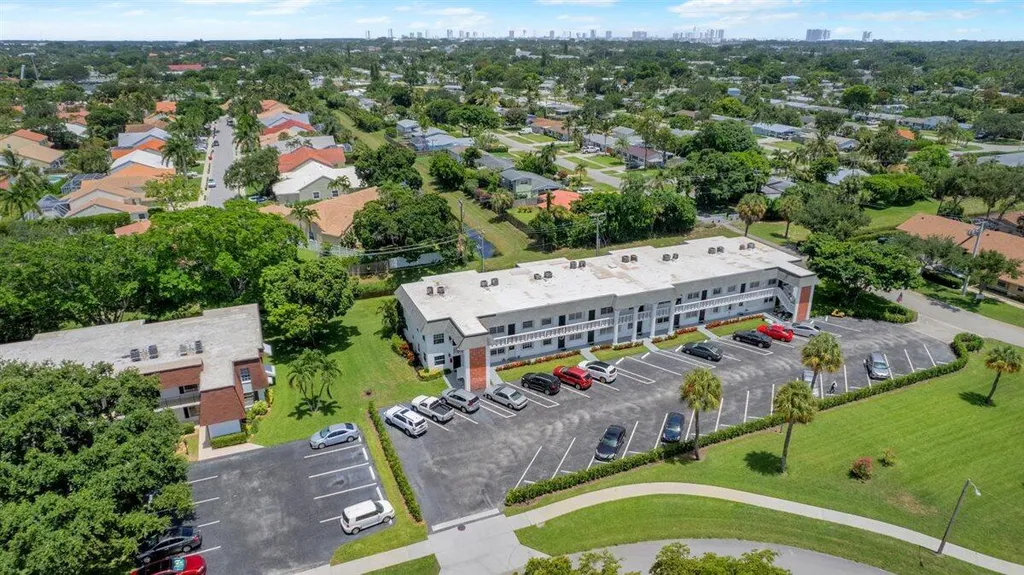 10000 Meridian Way N Palm Beach Gardens FL 33410