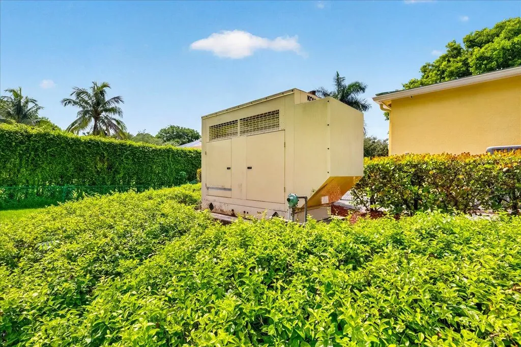 11651 SW 3rd Street Plantation FL 33325