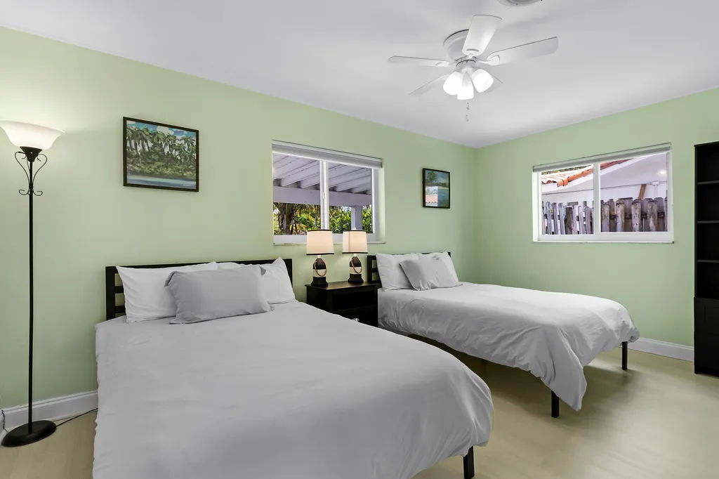 5541 NE 19th Avenue Fort Lauderdale FL 33308