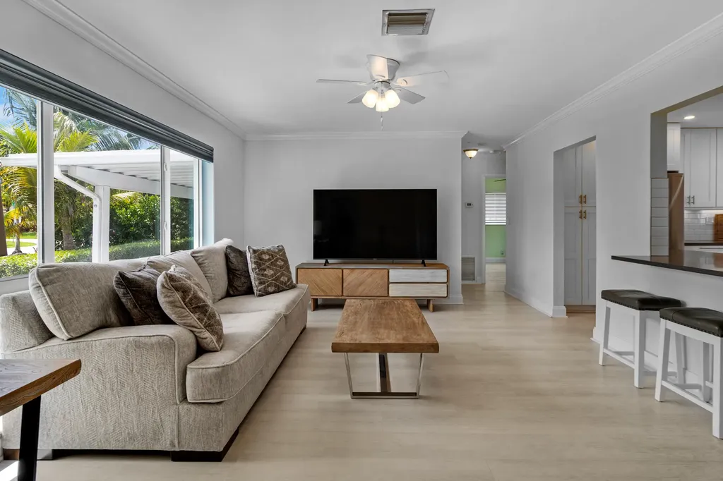 5541 NE 19th Avenue Fort Lauderdale FL 33308