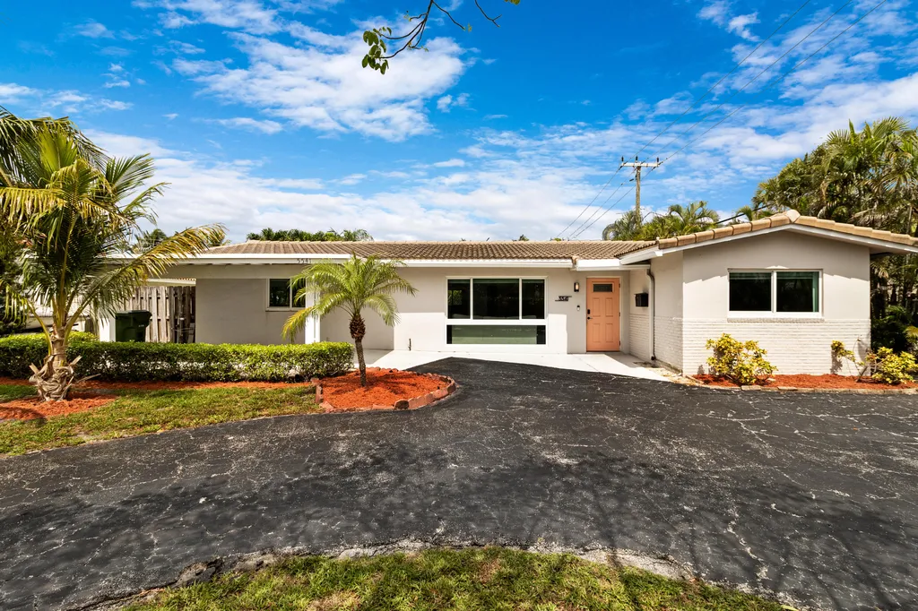 5541 NE 19th Avenue Fort Lauderdale FL 33308
