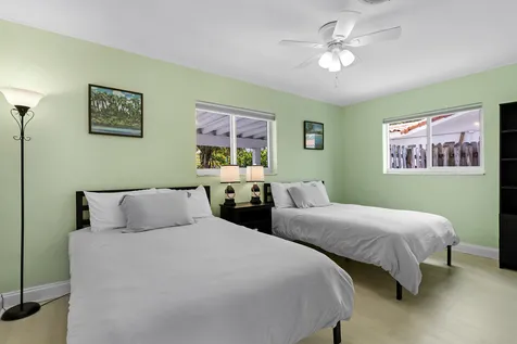 5541 NE 19th Avenue Fort Lauderdale FL 33308