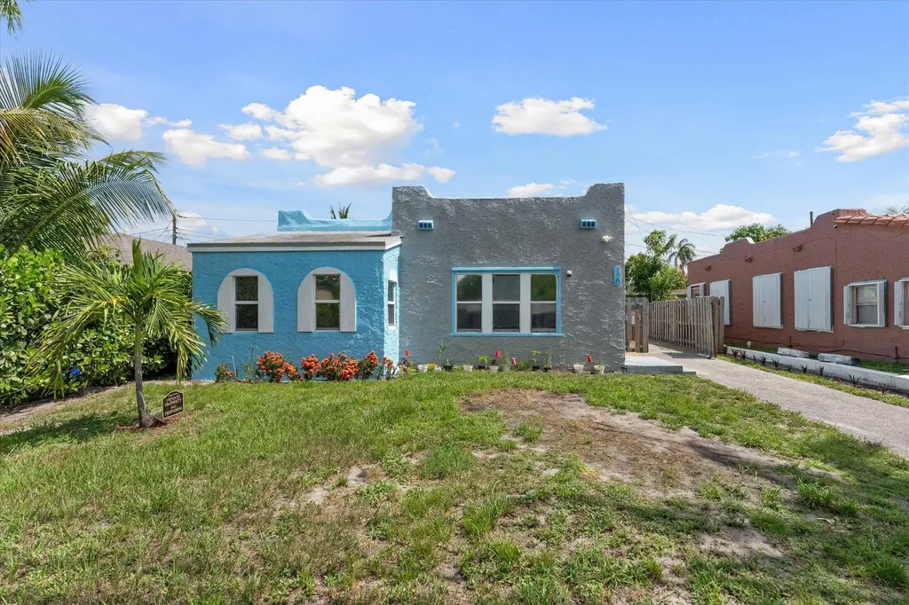 120 NW 4th Avenue Boynton Beach FL 33435