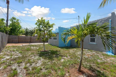 120 NW 4th Avenue Boynton Beach FL 33435