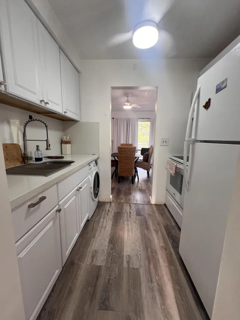 113 N Lakeside Drive Lake Worth Beach FL 33460